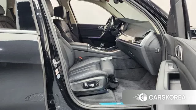 BMW X5 (G05) 2022 Черный из Кореи, фото 2