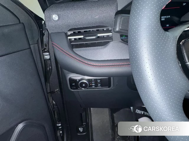 Ford Explorer 6th Generation 2024 Серый из Кореи, фото 2