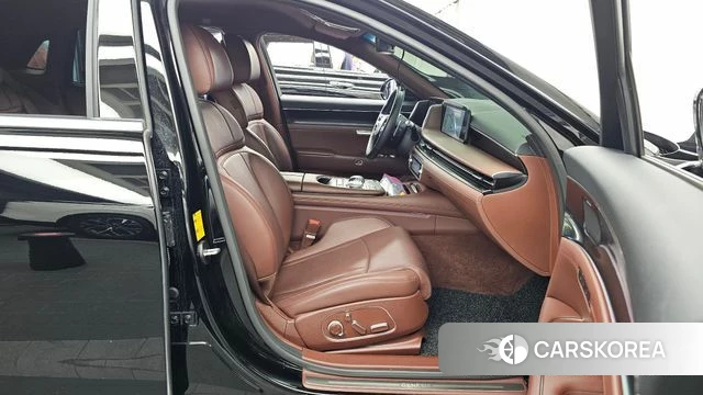 Genesis G90 (RS4) 2022 Черный из Кореи, фото 2