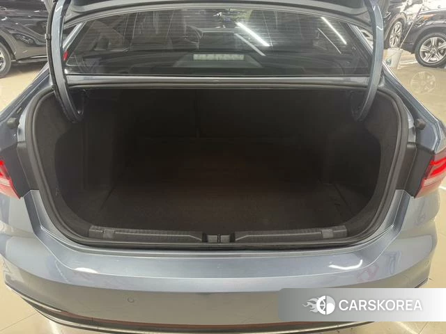 Volkswagen Lavida 2022 Синий из Китая, фото 2