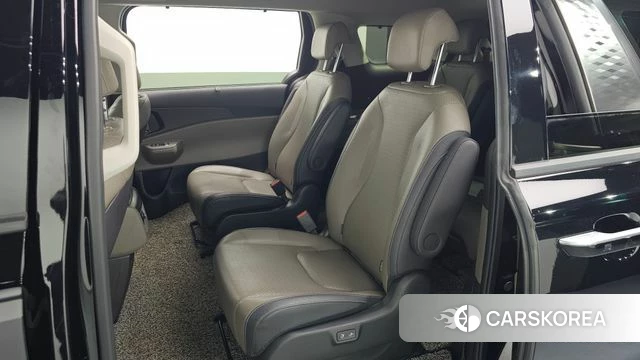 Kia The New Carnival 4th Generation 2024 Черный из Кореи, фото 2