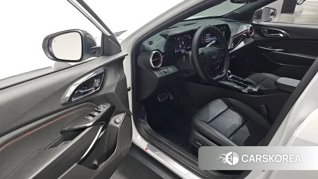 Chevrolet (GM Daewoo) Trax Crossover 2025 Белый из Кореи, фото 2