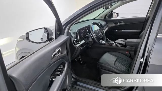 Kia Sportage 5th Generation Hybrid 2023 Серый из Кореи, фото 2