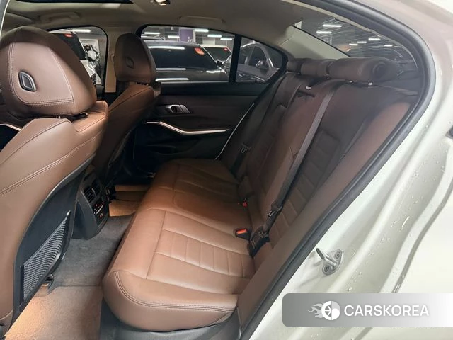 BMW 3 Series (G20) 2022 Белый из Кореи, фото 2