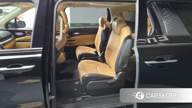 Kia Carnival 4th generation 2021 Черный из Кореи, фото 2