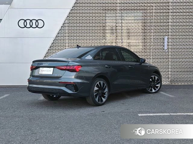Audi A3 2023 Темно-серый из Китая, фото 2
