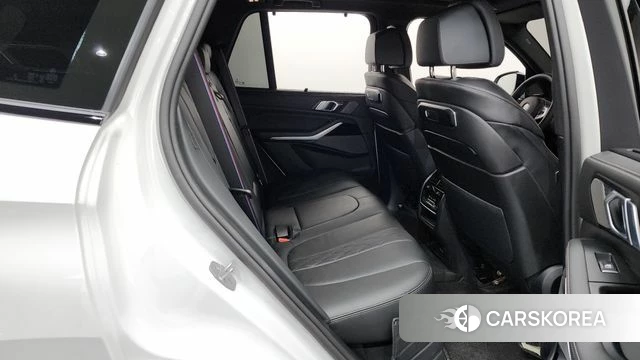 BMW X5 (G05) 2025 Белый из Кореи, фото 2