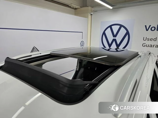 Volkswagen Tiguan Allspace 2020 Белый из Кореи, фото 2