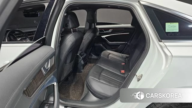 Audi A6 (C8) 2019 Белый из Кореи, фото 2