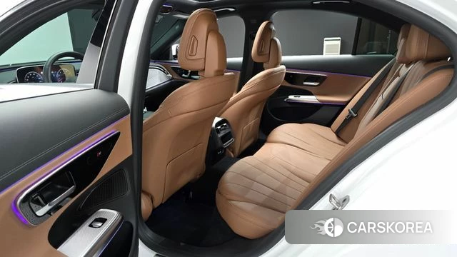 Mercedes-Benz E-Class W214 2024 Белый из Кореи, фото 2