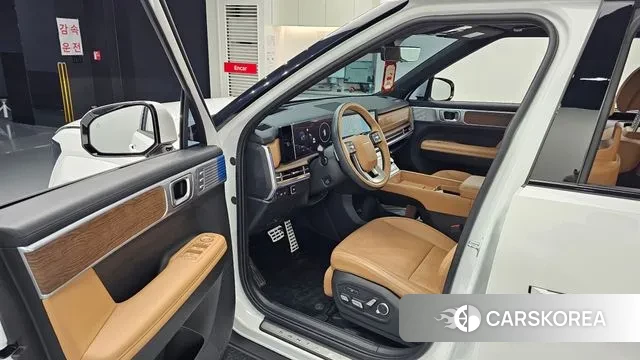 Hyundai Santa Fe (MX5) 2023 Белый из Кореи, фото 2