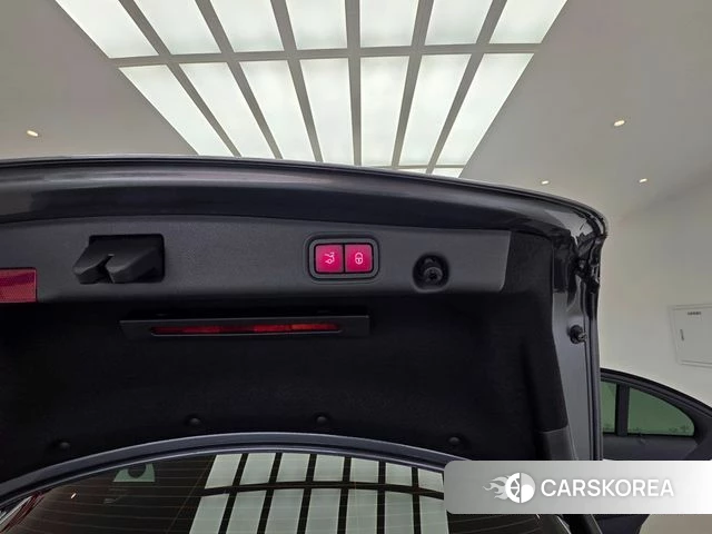 Mercedes-Benz E-Class W213 2020 Серебристо-серый из Кореи, фото 2