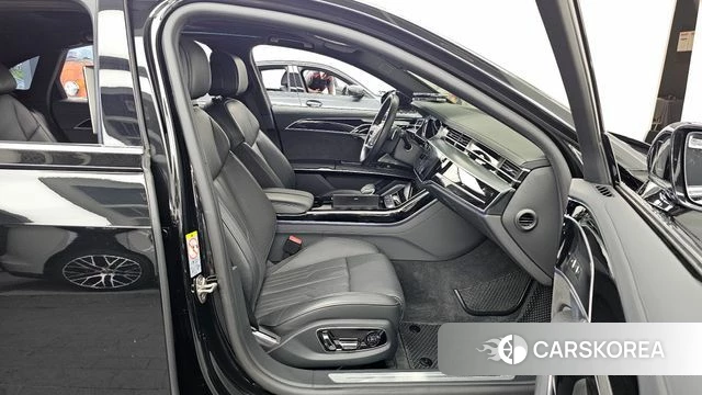 Audi A8 (D5) 2021 Черный из Кореи, фото 2