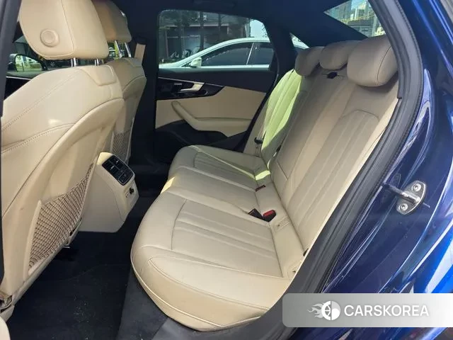 Audi A4 (B9) 2021 Синий из Кореи, фото 2