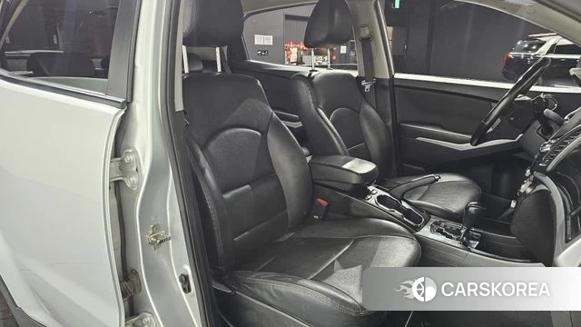 Ssangyong New Style Korando C 2018 Серебряный из Кореи, фото 2