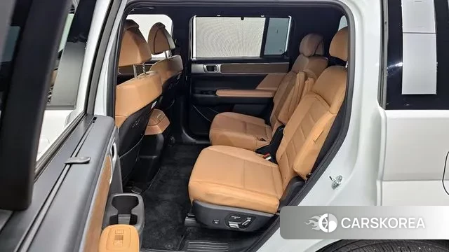 Hyundai Santa Fe (MX5) 2024 Белый из Кореи, фото 2