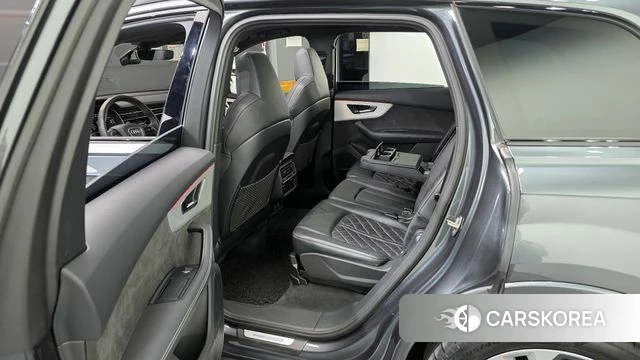 Audi Q7 (4M) 2022 Серый из Кореи, фото 2