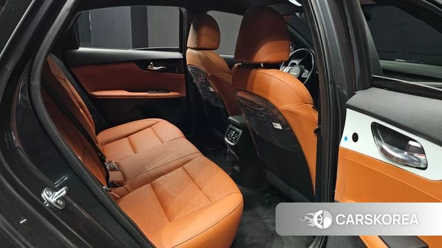 Kia The New K3 2nd generation 2023 Серый из Кореи, фото 2