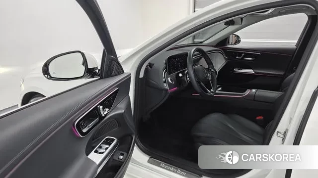 Mercedes-Benz E-Class W214 2024 Белый из Кореи, фото 2