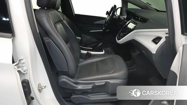 Chevrolet (GM Daewoo) Bolt EV 2018 Белый из Кореи, фото 2