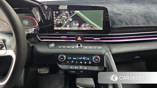 Hyundai The New Avante (CN7) 2023 Серебристо-серый из Кореи, фото 2