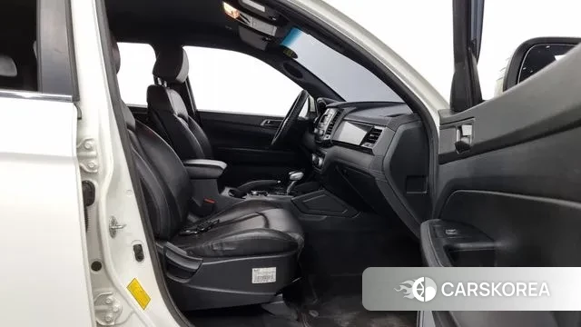 Ssangyong Rexton Sports 2021 Белый из Кореи, фото 2