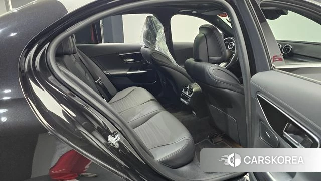 Mercedes-Benz C-Class W206 2024 Черный из Кореи, фото 2