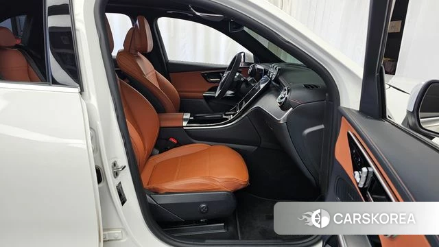 Mercedes-Benz GLC-Class X254 2023 Белый из Кореи, фото 2