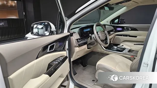 Kia Carnival 4th generation 2023 Белый из Кореи, фото 2