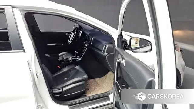 Kia Sportage 4th Generation 2018 Белый из Кореи, фото 2