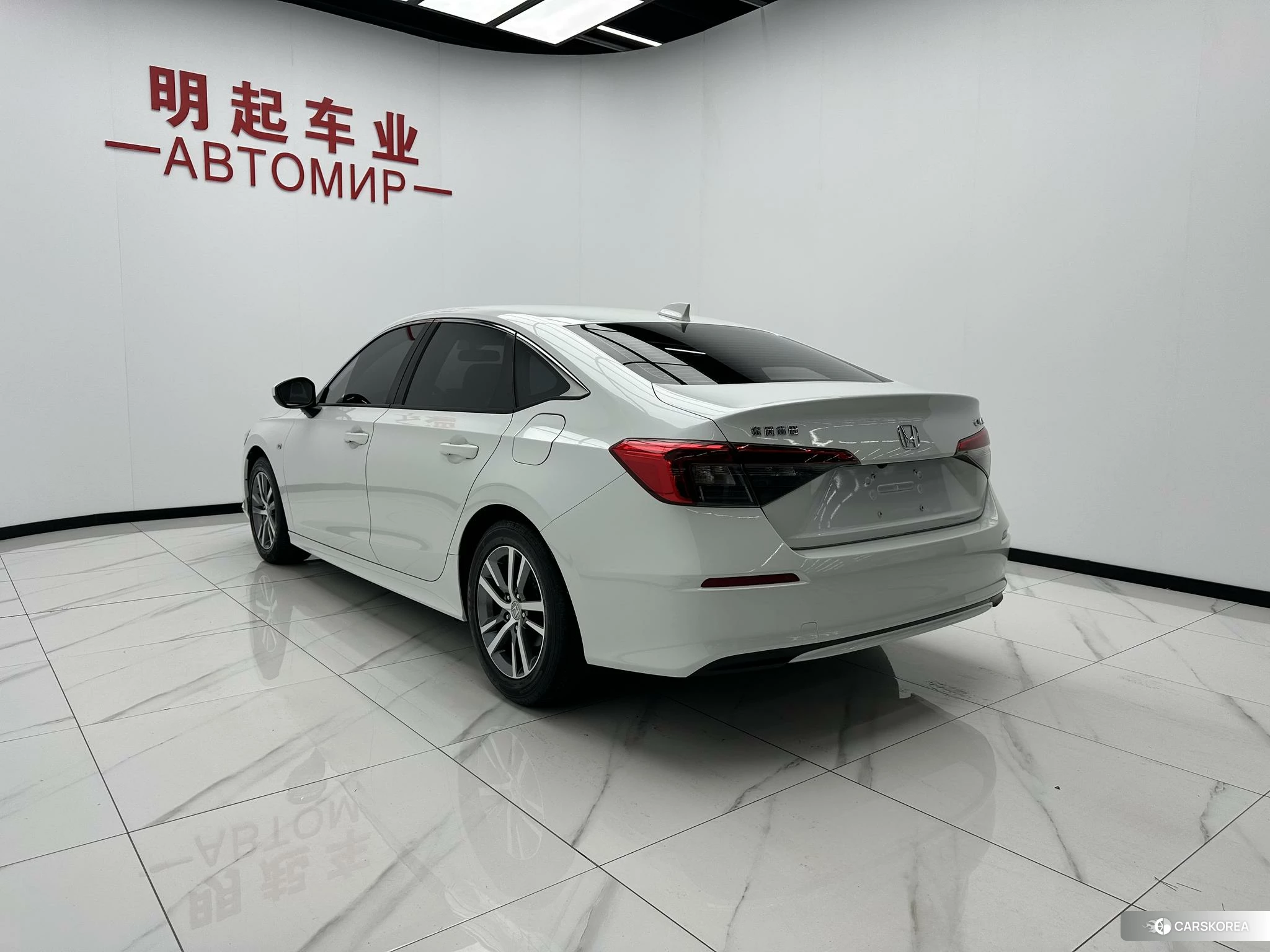 Honda Civic 2021 Белый из Китая, фото 2