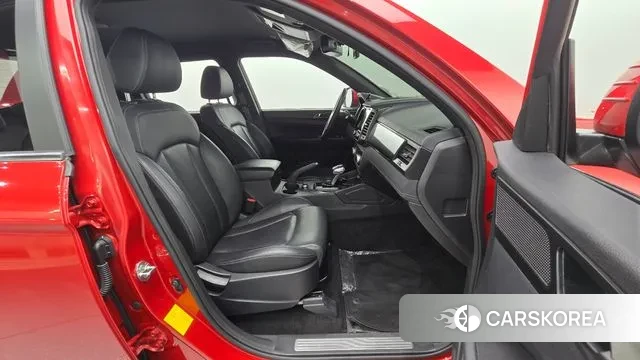 Ssangyong Rexton Sports 2021 Красный из Кореи, фото 2