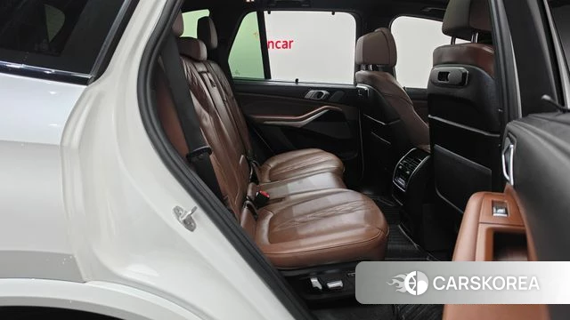 BMW X5 (G05) 2023 Белый из Кореи, фото 2