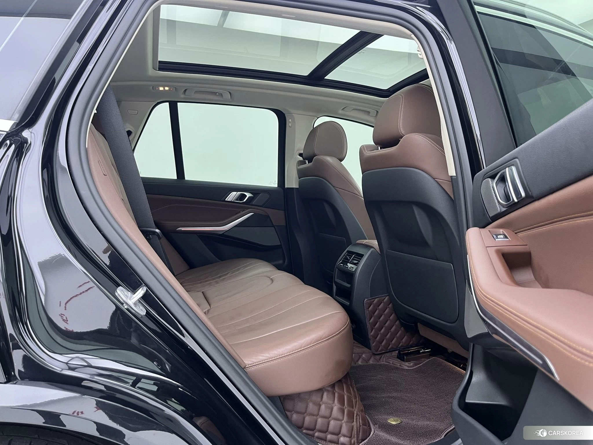 BMW X5 (imported) 2021 Черный из Китая, фото 2