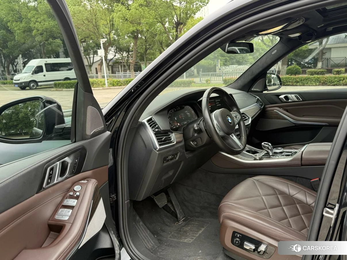 BMW X5 2022 Черный из Китая, фото 2