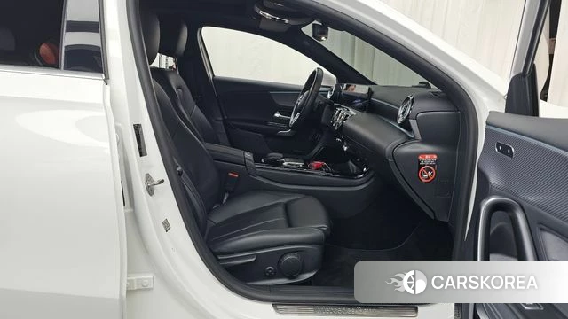 Mercedes-Benz A-Class W177 2021 Белый из Кореи, фото 2