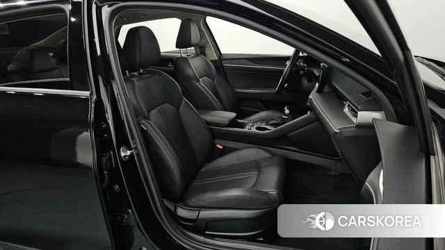 Kia K5 3rd generation 2022 Черный из Кореи, фото 2