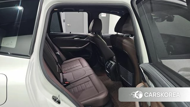 BMW X3 (G01) 2023 Белый из Кореи, фото 2
