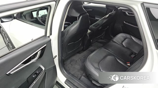 Kia EV6 2022 Белый из Кореи, фото 2