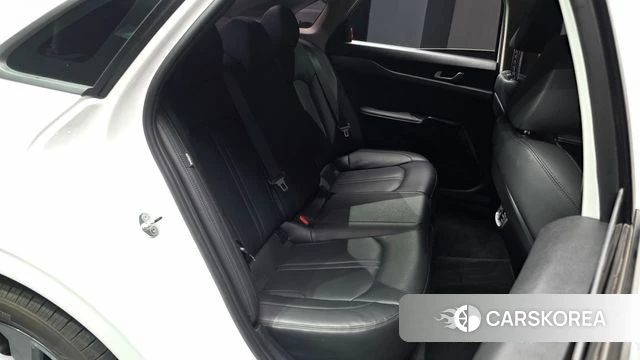 Kia K5 3rd generation 2022 Белый из Кореи, фото 2