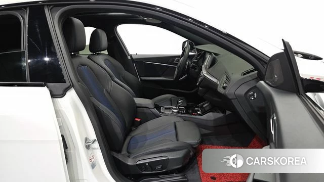 BMW 2 Series Gran Coupe (F44) 2023 Белый из Кореи, фото 2