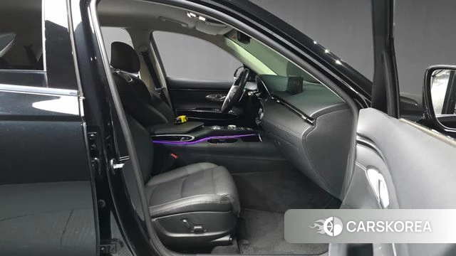Genesis GV70 2022 Черный из Кореи, фото 2