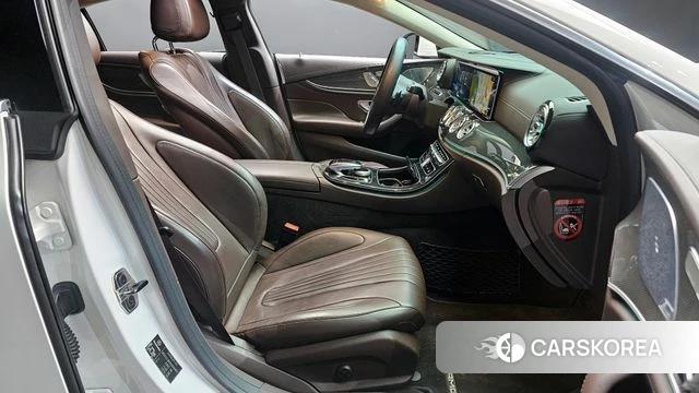 Mercedes-Benz CLS-Class C257 2019 Белый из Кореи, фото 2
