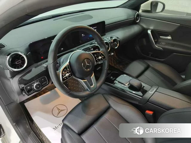 Mercedes-Benz Class A 2022 Белый из Китая, фото 2