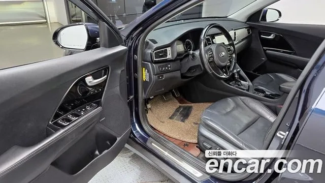 Kia Niro 2018 Синий из Кореи, фото 2