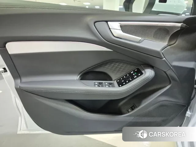 Audi A5 (B10) 2025 Белый из Кореи, фото 2