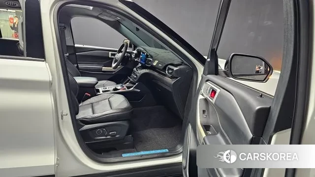 Ford Explorer 6th Generation 2020 Белый из Кореи, фото 2