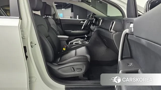 Kia Sportage The Bold 2021 Белый из Кореи, фото 2