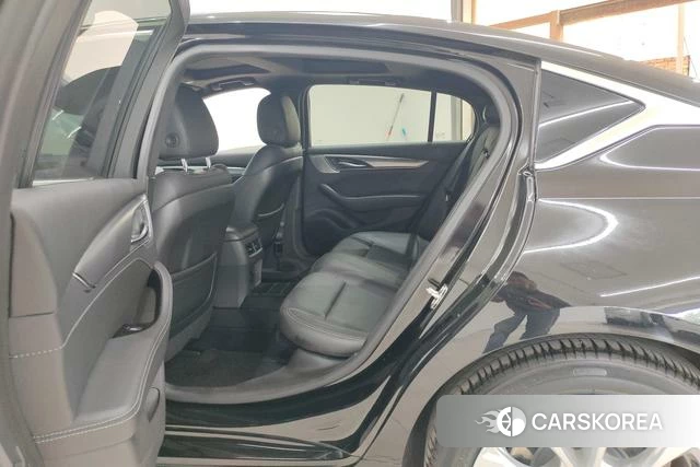 Cadillac CT5 2022 Черный из Китая, фото 2
