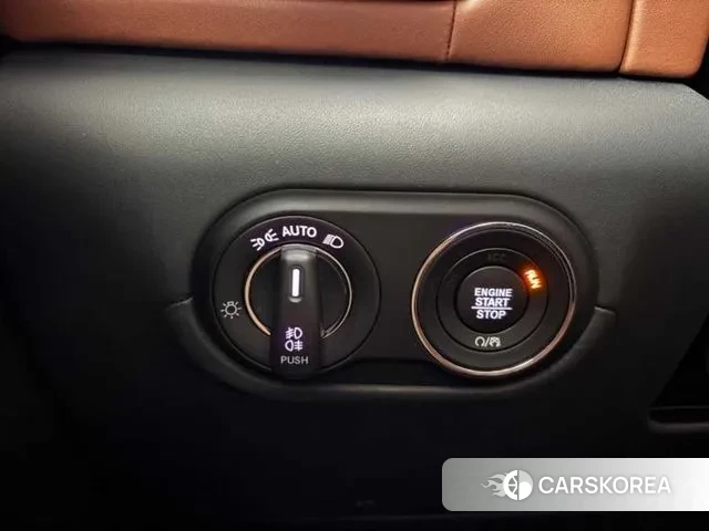 Maserati Levante 2022 Черный из Кореи, фото 2